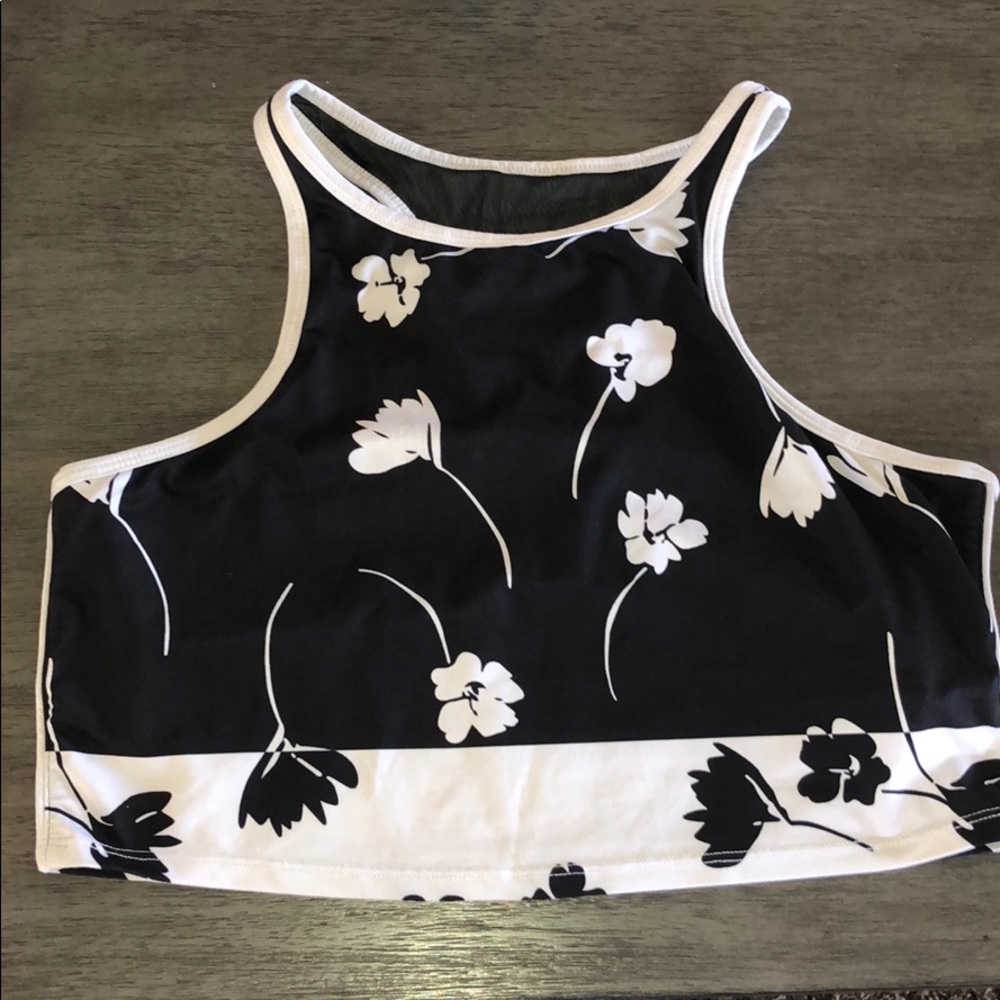 Gorgeous Fabletics work out top